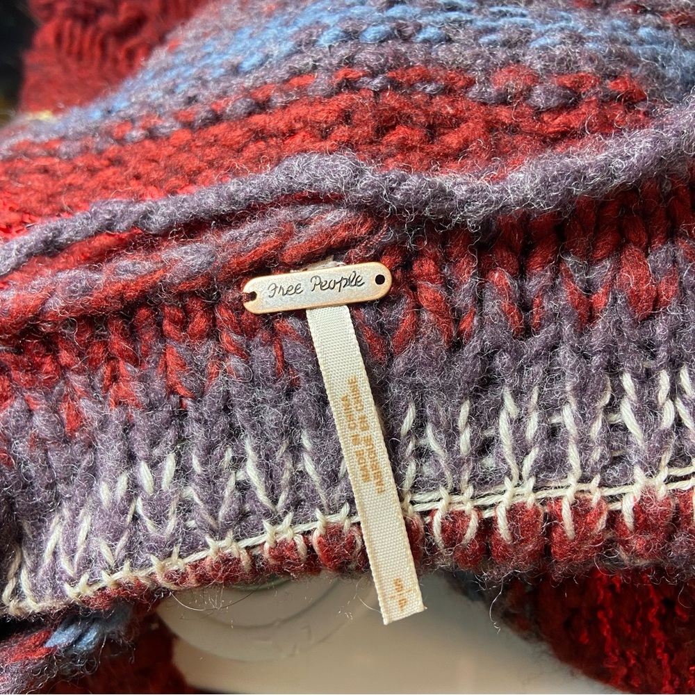 Free People Nordic Red Gray Striped Cropped Bell Sleeve Sweater Small S Chunky - Picture 13 of 14